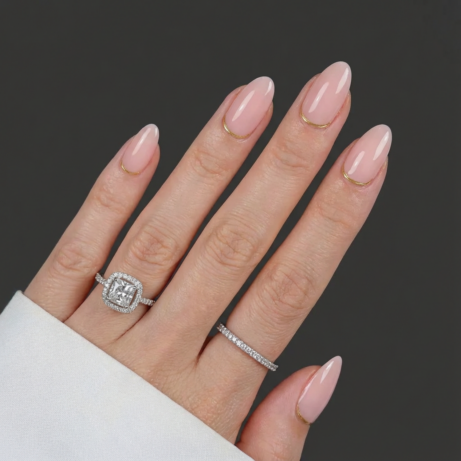 KIT UNGHII PRESS-ON Goldie Lines