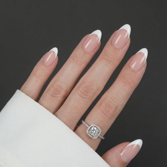 SET UNGHII FALSE CU TIPS GEL-X™ Office Oval French