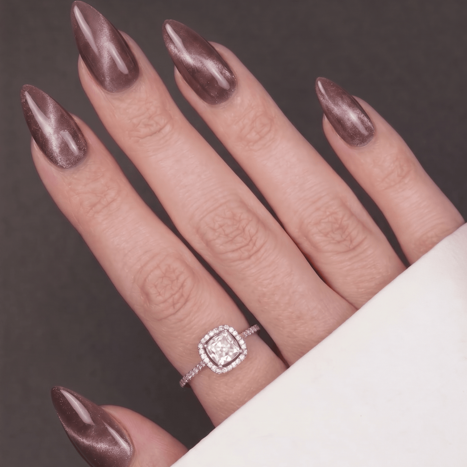GLAMZONEManichiură