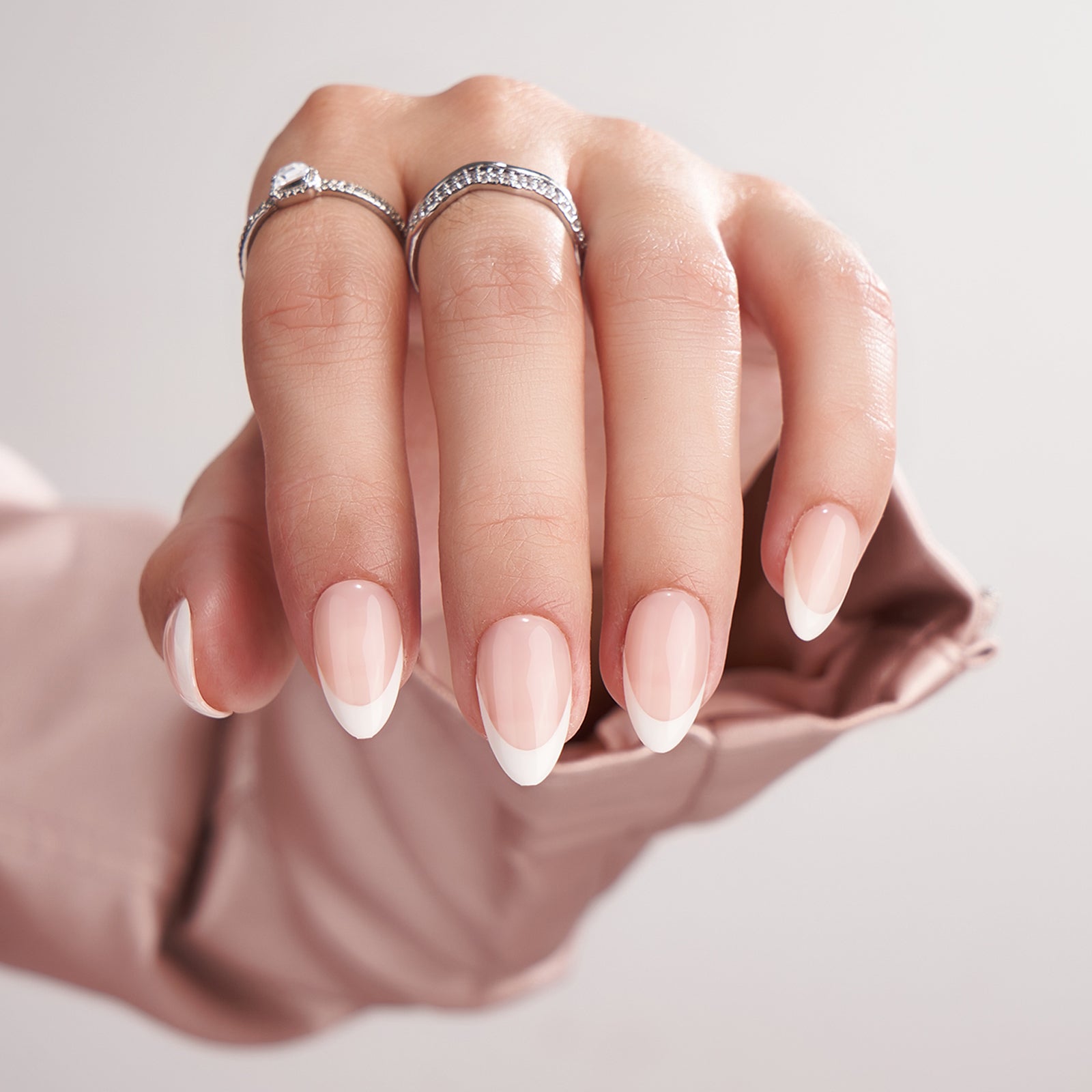 SET UNGHII FALSE CU TIPS GEL-X™ Office Oval French - Glamzone