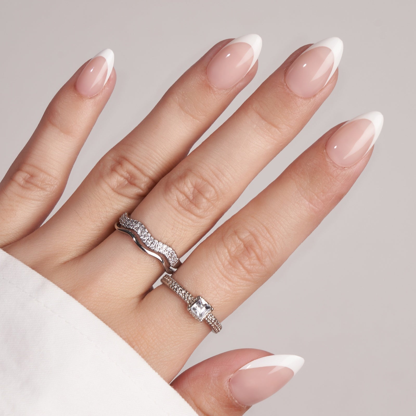 SET UNGHII FALSE CU TIPS GEL-X™ Office Oval French - Glamzone